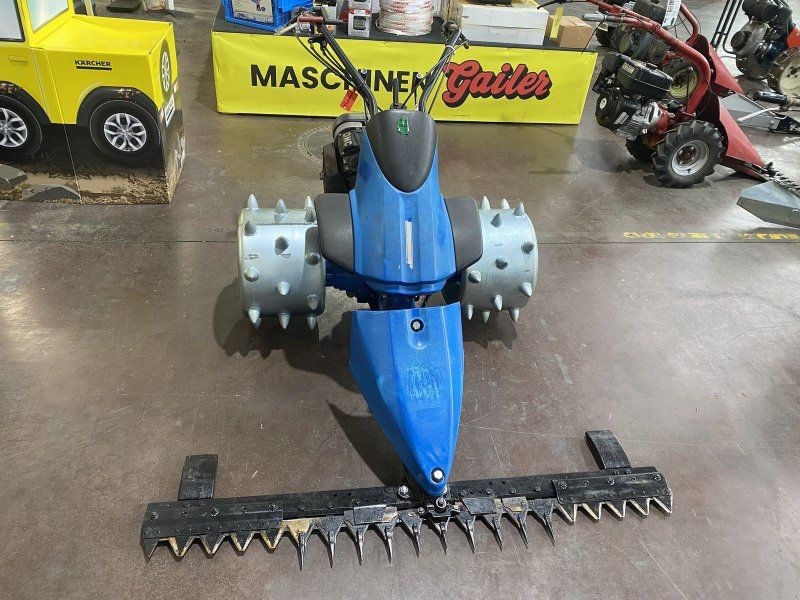 BCS WS 630 mit Stachelwalzen und Freischneider