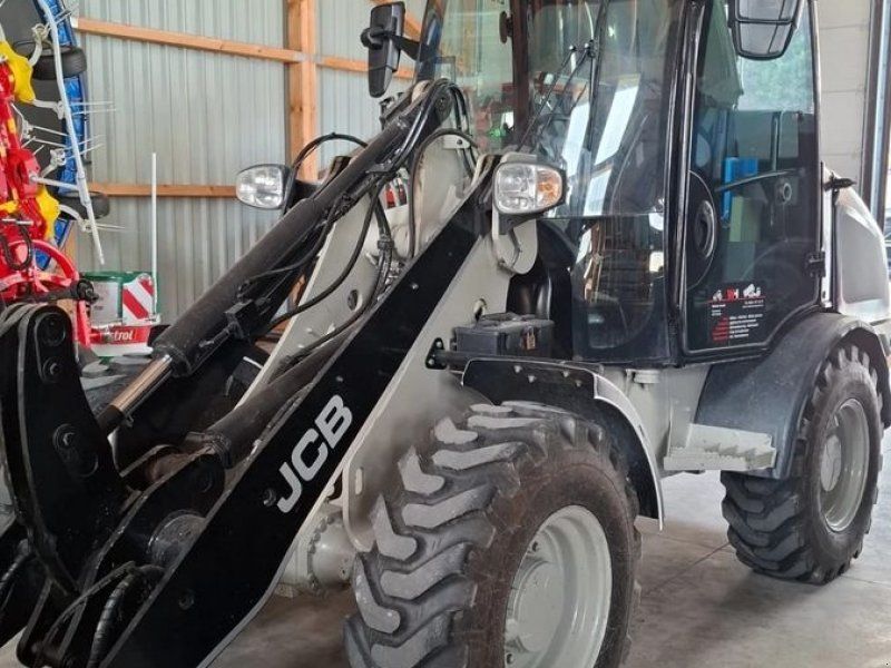 JCB 406 B