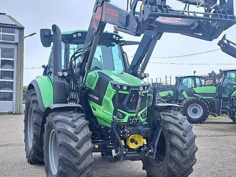 Deutz-Fahr AGROTRON 6155.4P mit fabrikneuen STOLL-Lader