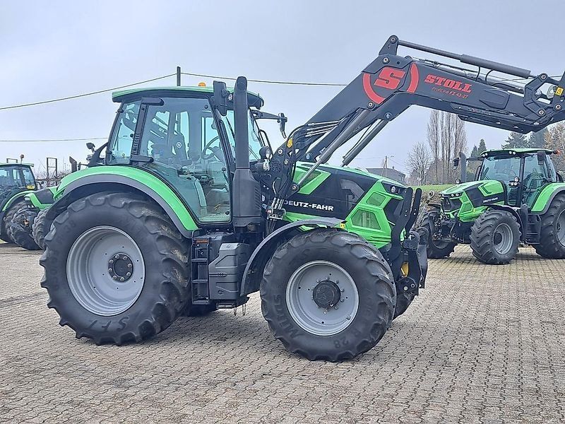 Deutz-Fahr AGROTRON 6155.4P mit fabrikneuen STOLL-Lader