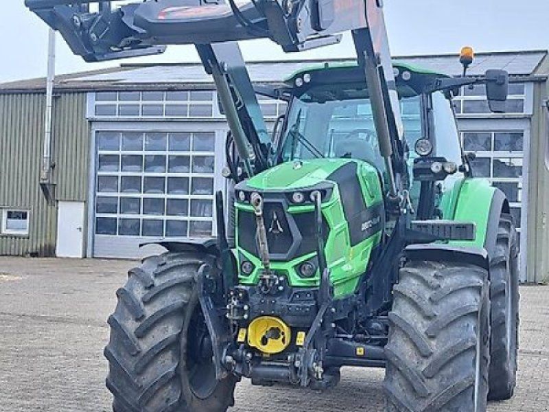 Deutz-Fahr AGROTRON 6155.4P mit fabrikneuen STOLL-Lader