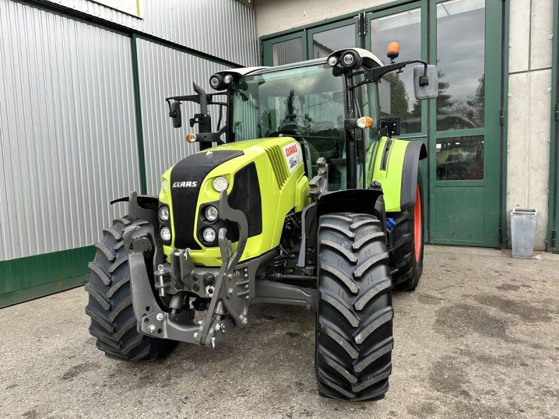 Claas Arion 460