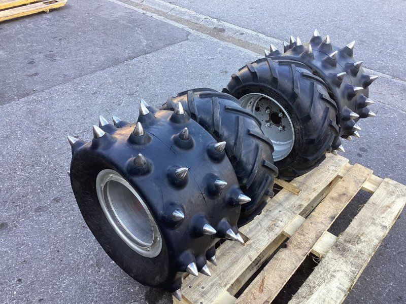 LS Grip Pro Stachelräder