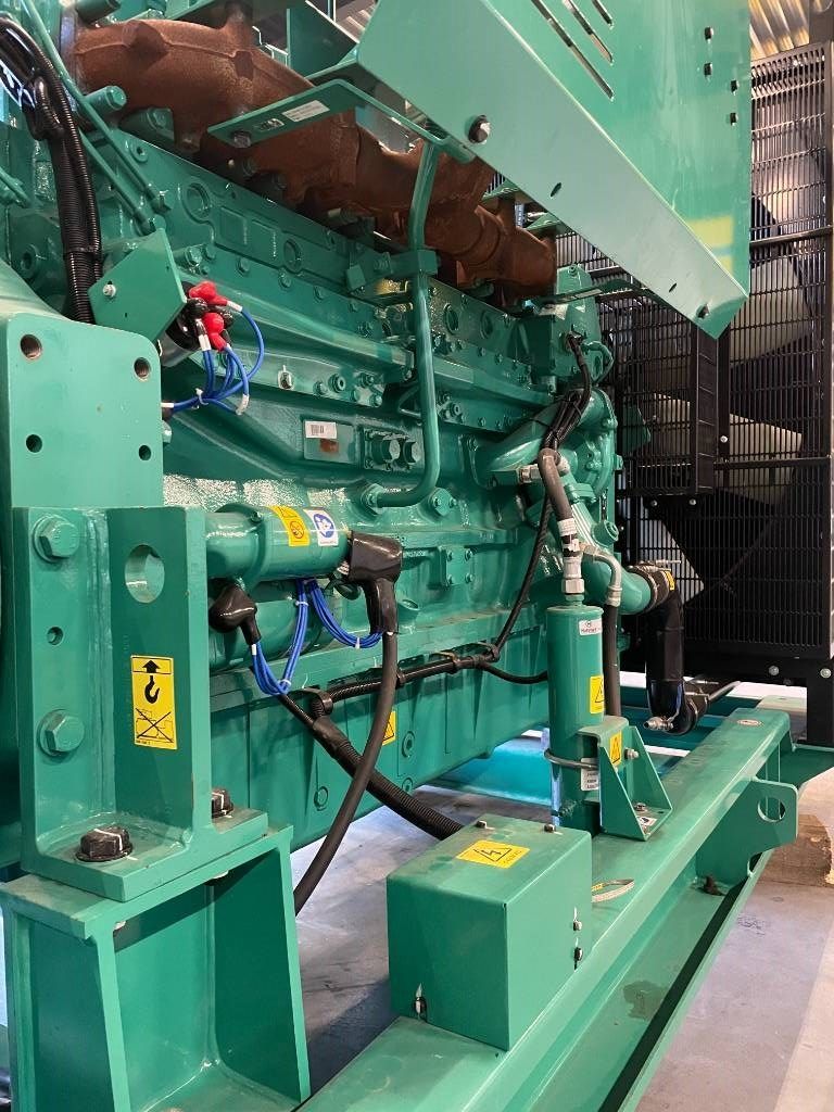 Cummins C900D5 - 900 kVA Open Surplus Genset - DPX-18527-O