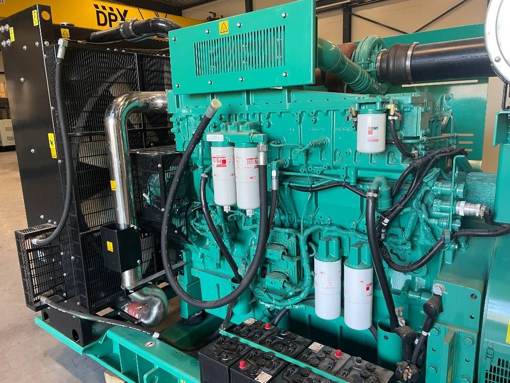 Cummins C900D5 - 900 kVA Open Surplus Genset - DPX-18527-O