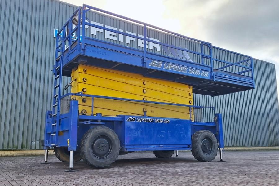 JLG 245-25 Diesel, 4x4 Drive, 26m Working Height, 750k