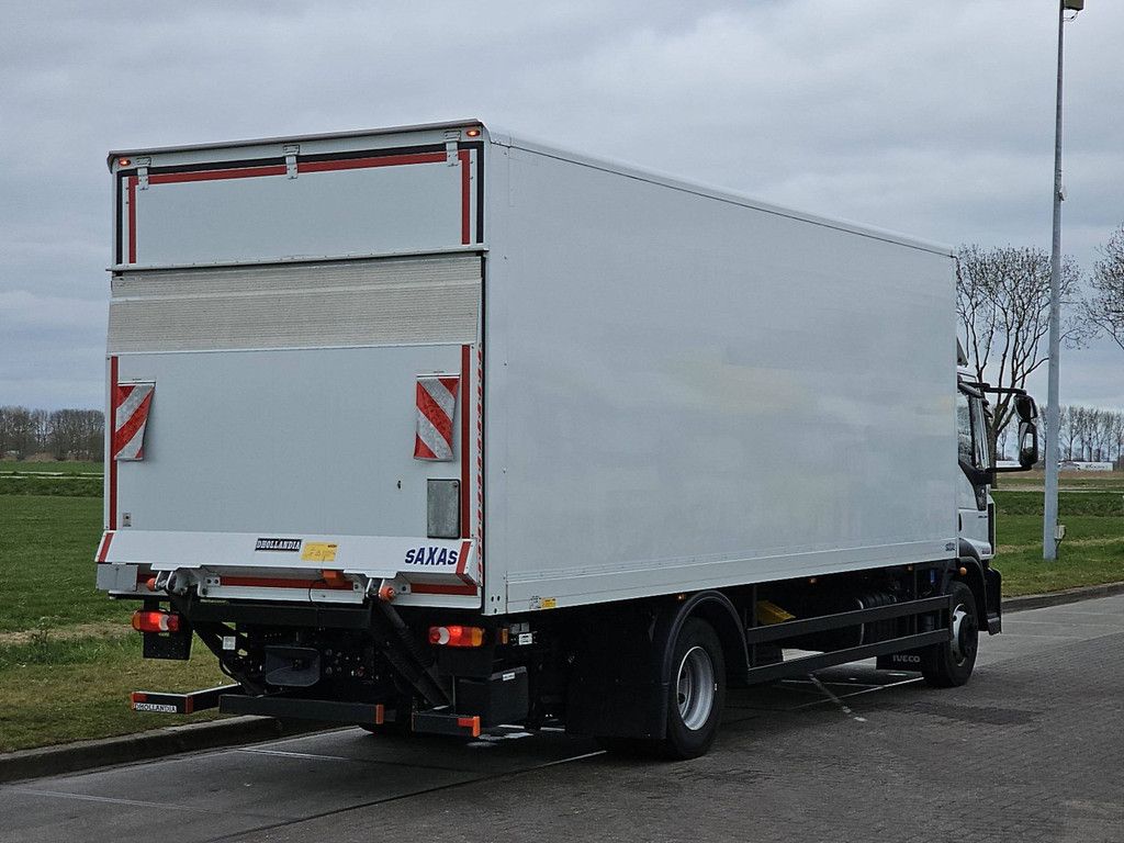 IVECO 160E28 EUROCARGO taillift airco 55tkm
