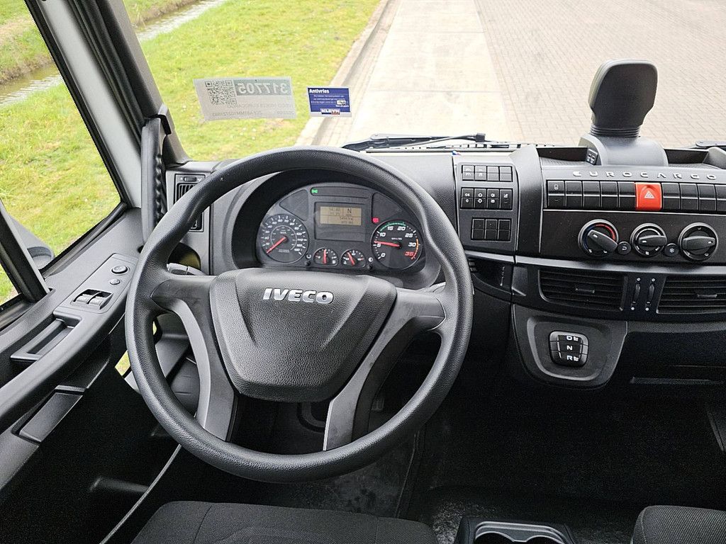 IVECO 160E28 EUROCARGO taillift airco 55tkm