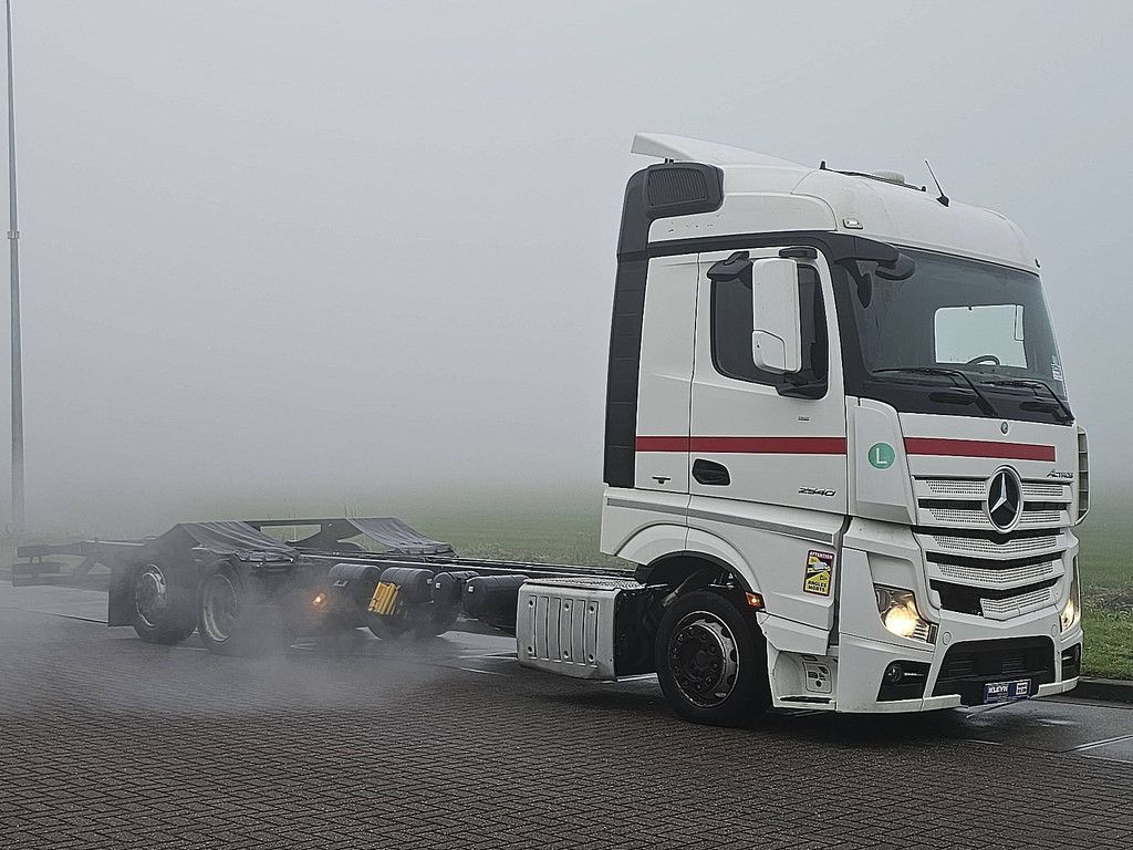 MERCEDES-BENZ ACTROS 2540