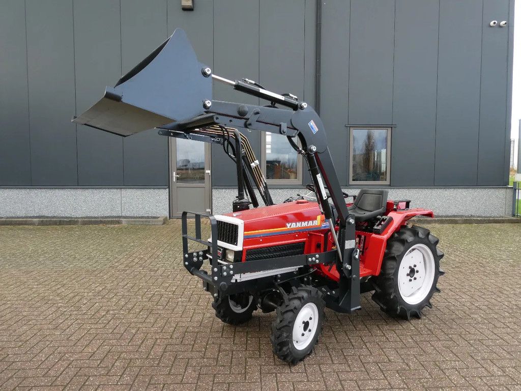 Yanmar F16D 4wd / 1380 Draaiuren / Voorlader