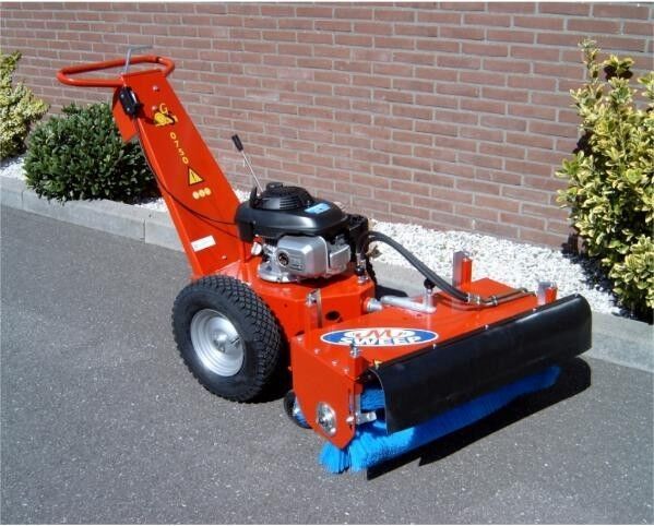 Motor veegmachine GS 0750 road sweeper