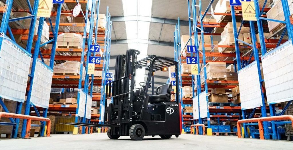 Ep EFS151 1500KG 4.50METER COMPACTE HEFTRUCK