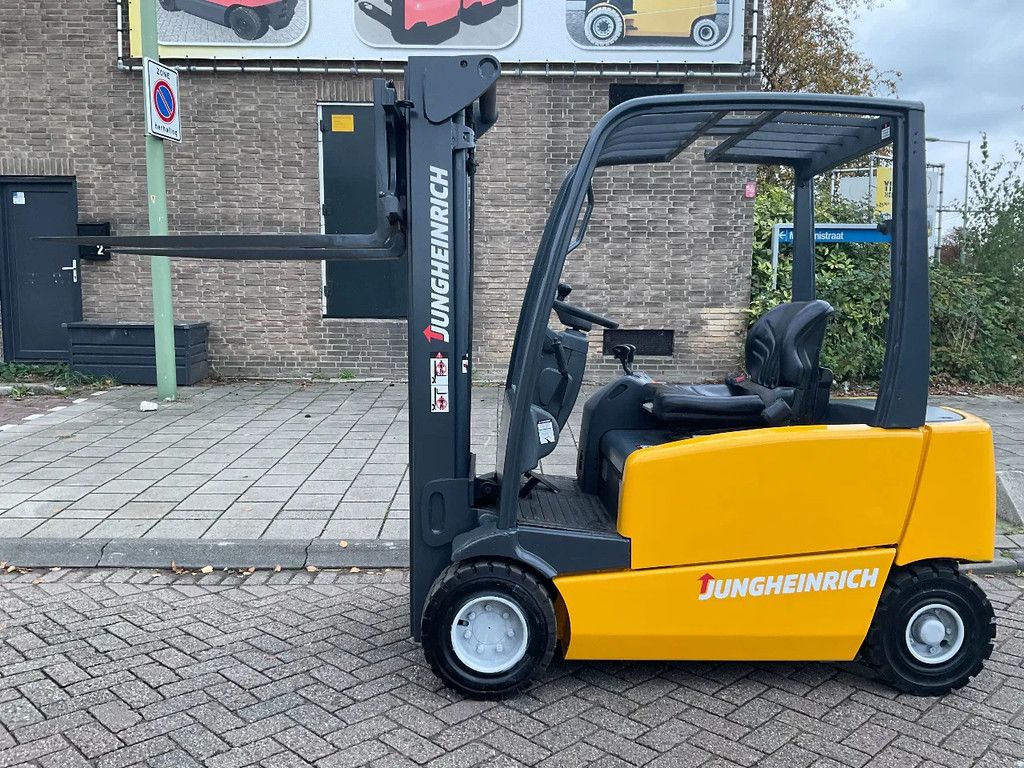 Jungheinrich EFG320 2000KG 4.80METER HEFTRUCK