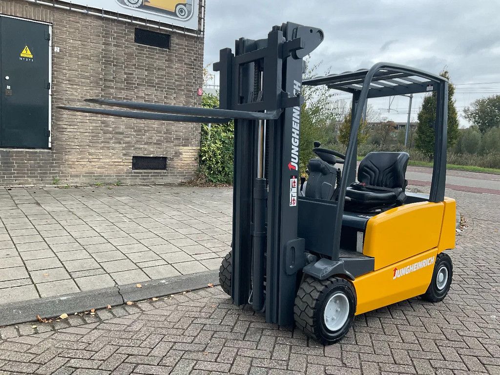 Jungheinrich EFG320 2000KG 4.80METER HEFTRUCK