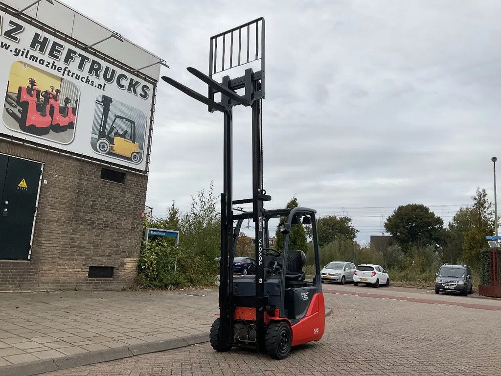 Toyota 8FBET15 1500KG 3.30METER HEFTRUCK