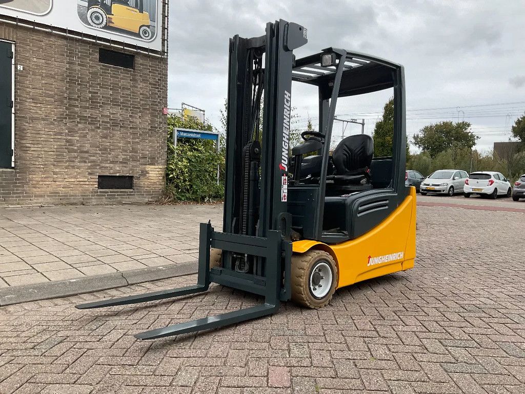 Jungheinrich EFG220 2000KG 4.80METER HEFTRUCK