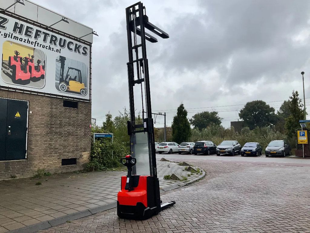 BT 8SM14 1400KG 4.45METER STAPELAAR / HEFTRUCK