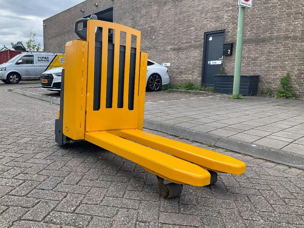 Jungheinrich EJE C20 2000KG 70CM STAPELAAR / HEFTRUCK