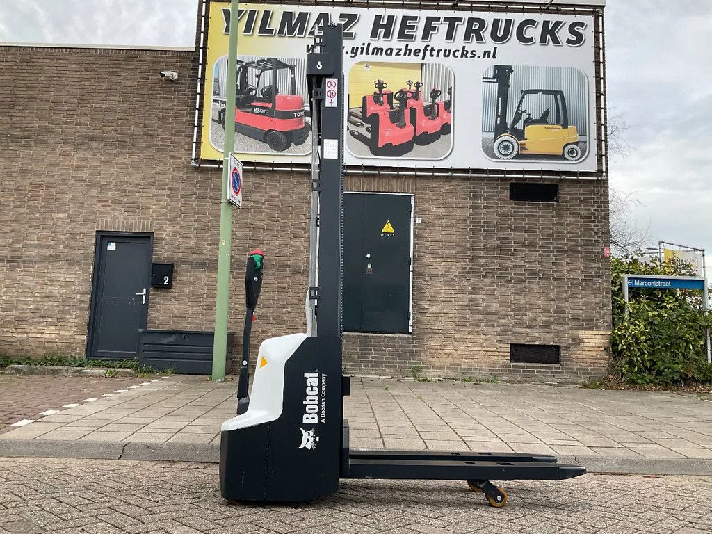 Bobcat LSM12N-I 1200KG LITHIUM INITIEEL STAPELAAR / HEFTRUCK
