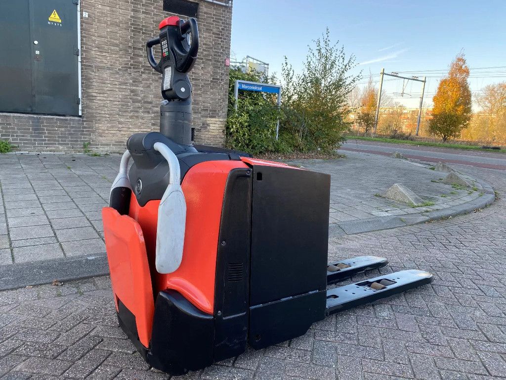 BT LPE250 2500KG PALLETWAGEN / HEFTRUCK