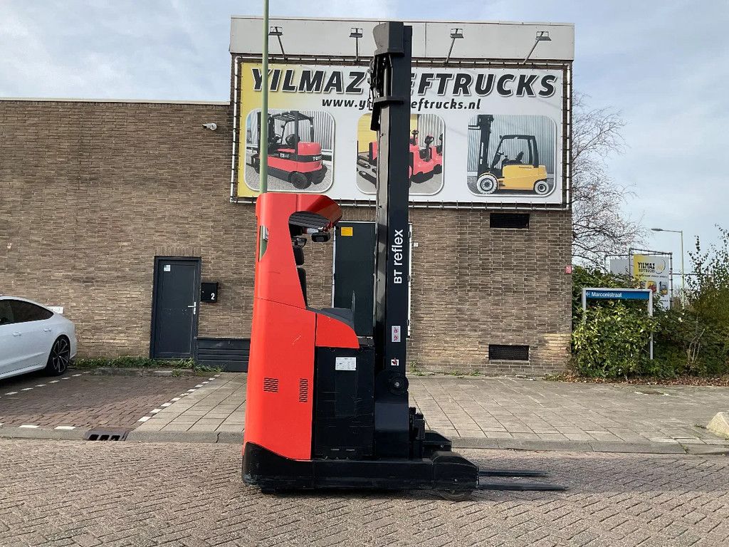 BT RRE160 1600KG 9.00METER REACHTRUCK / HEFTRUCK