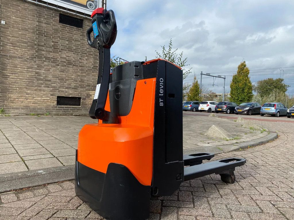 Toyota BT LWE160 1600KG 1METER PALLETWAGEN / HEFTRUCK