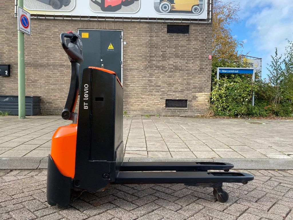 Toyota BT LWE160 1600KG 1METER PALLETWAGEN / HEFTRUCK