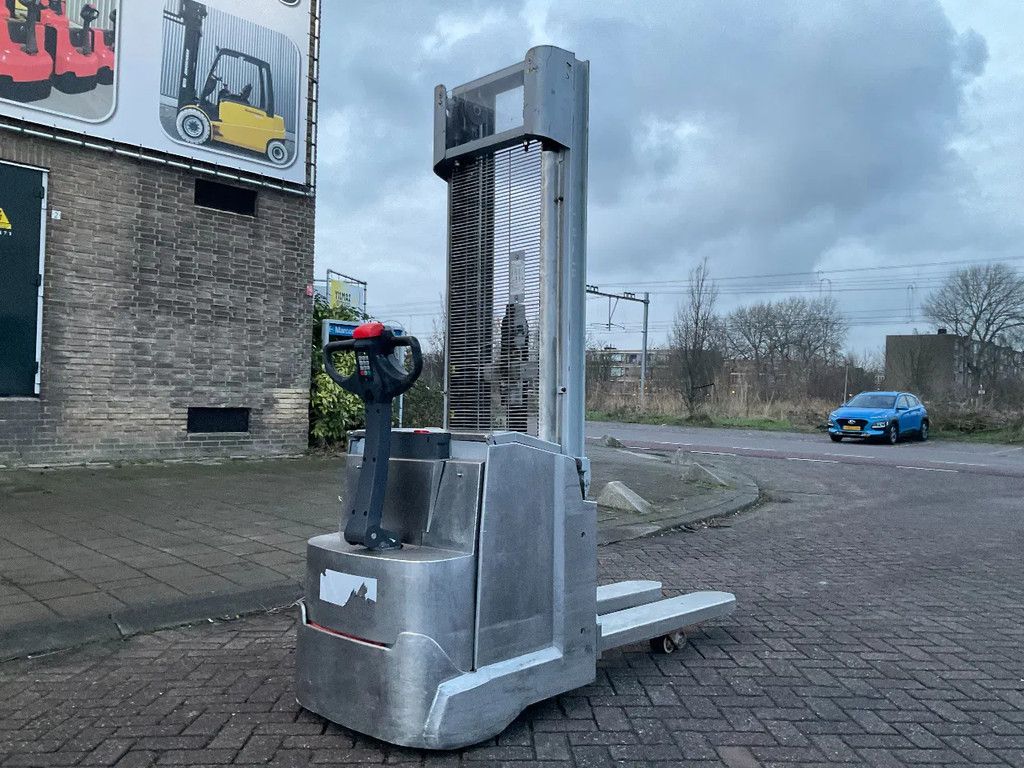 Toyota SWE120L 1200KG 4.75METER RVS STAPELAAR / HEFTRUCK