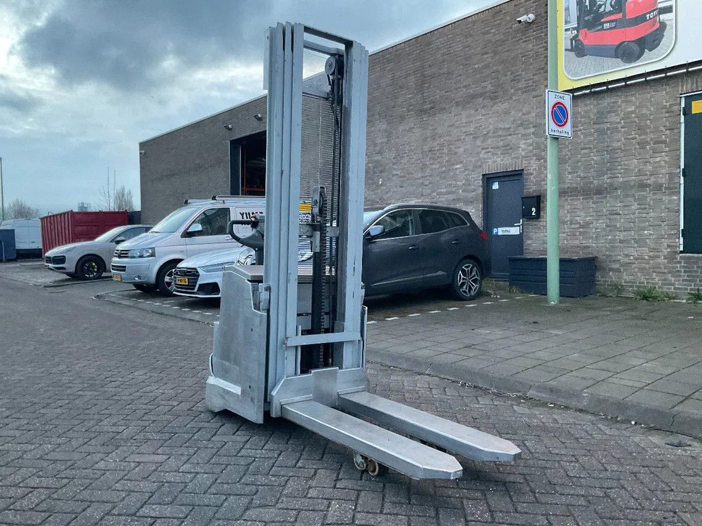 Toyota SWE120L 1200KG 4.75METER RVS STAPELAAR / HEFTRUCK