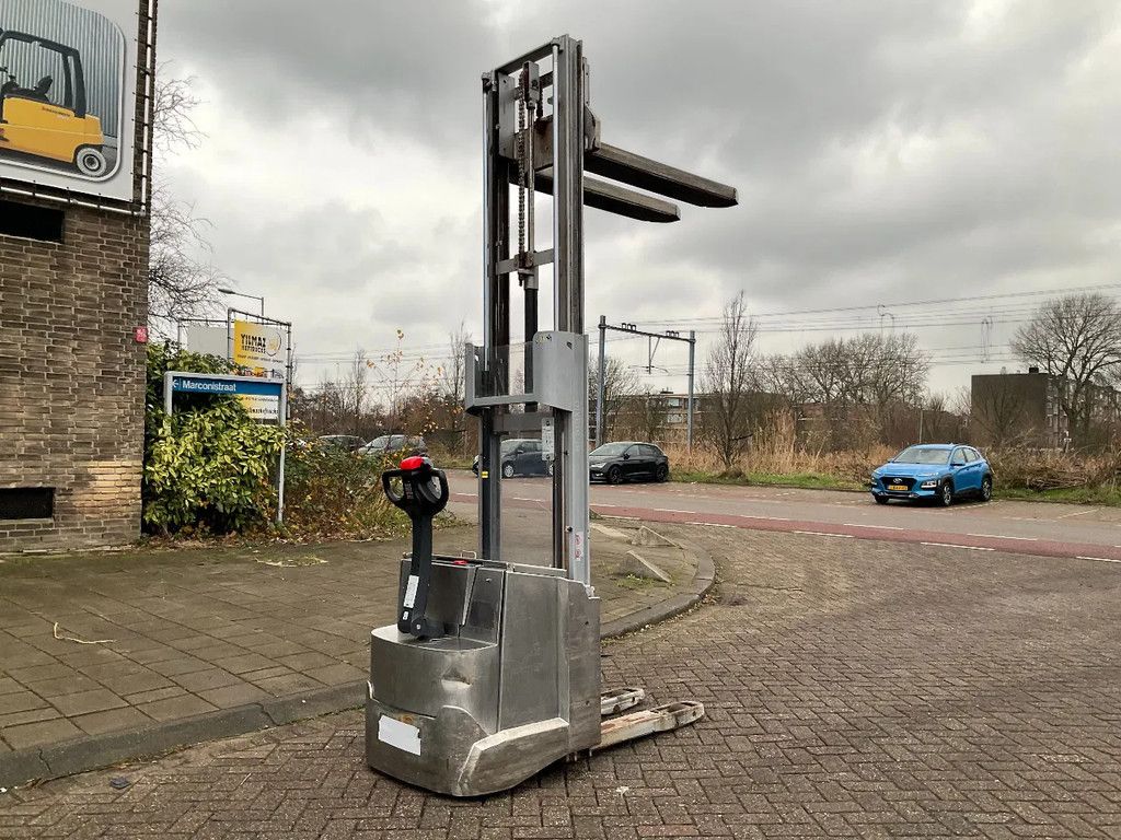 Toyota SWE140L 1400KG 2.65METER RVS STAPELAAR / HEFTRUCK