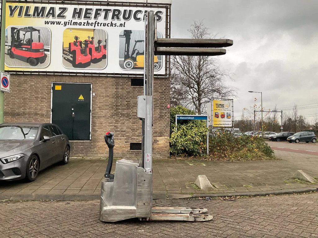 Toyota SWE140L 1400KG 2.65METER RVS STAPELAAR / HEFTRUCK