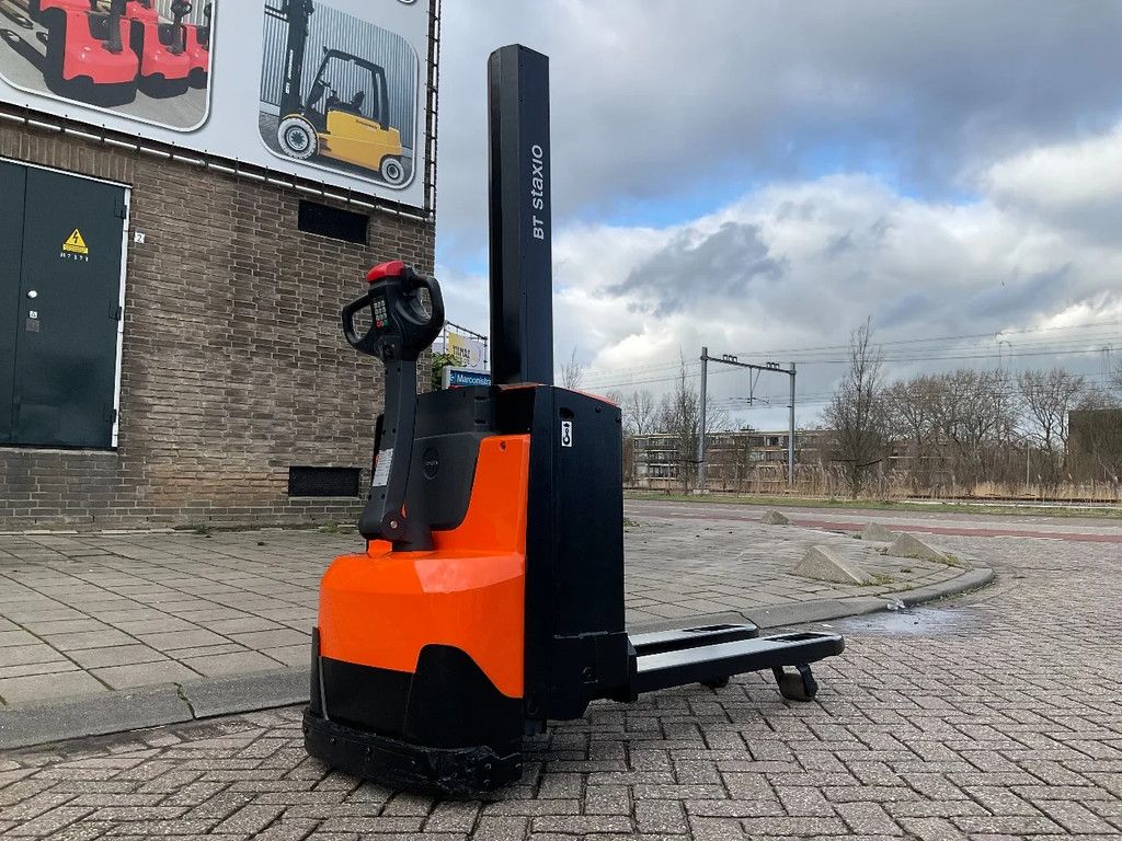 Toyota SWE080L 2000KG 1.58METER STAPELAAR / HEFTRUCK