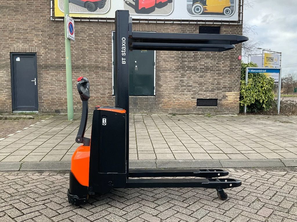 Toyota SWE080L 2000KG 1.58METER STAPELAAR / HEFTRUCK