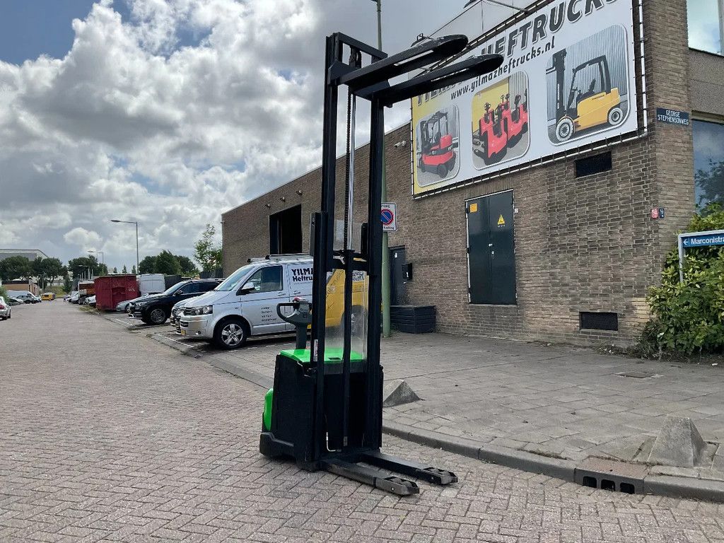 CESAB S212 1200KG 2.90METER STAPELAAR / HEFTRUCK