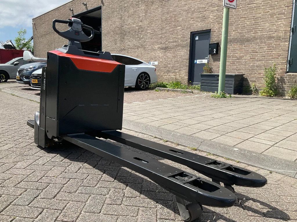 BT LPE200 2000KG 1.60LEPELS PALLETWAGEN / HEFTRUCK