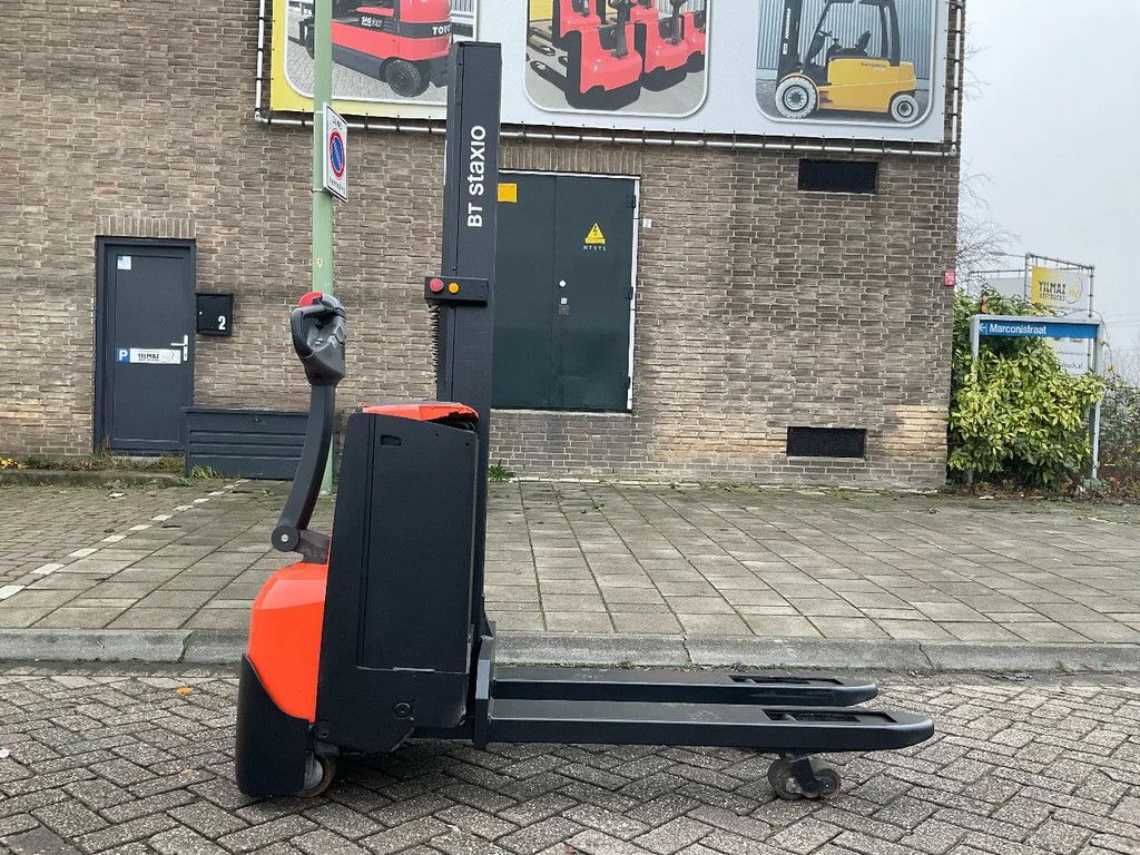 Toyota BT SWE080L 2000KG 1.58METER STAPELAAR / HEFTRUCK