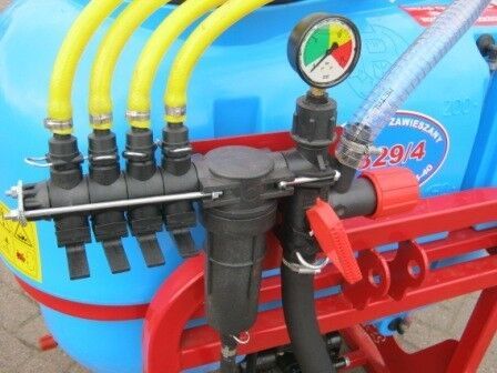 Reinigingsspuiten mounted sprayer