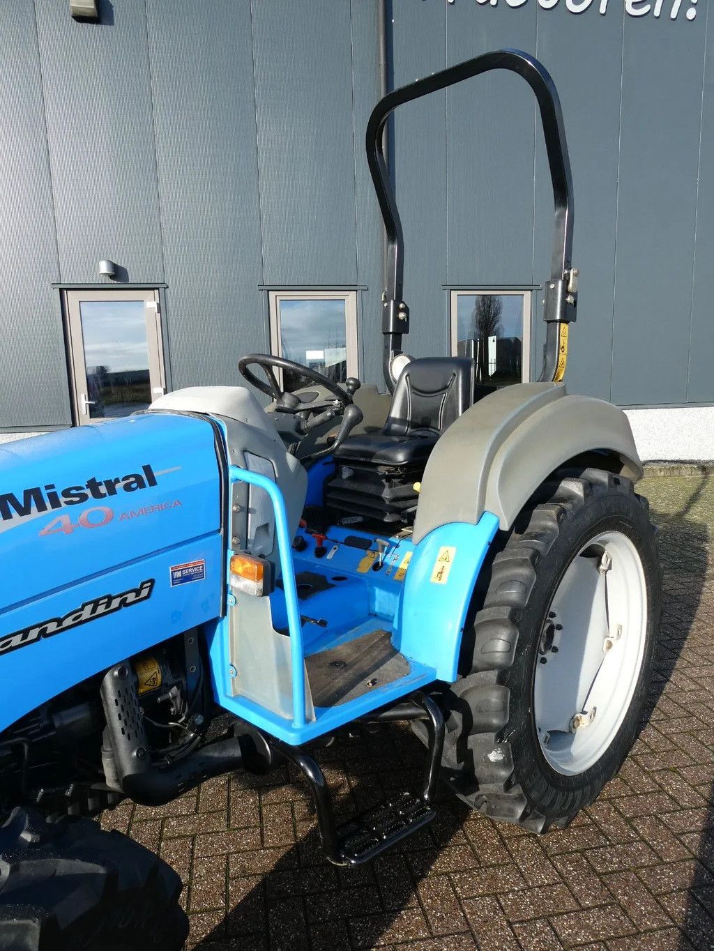Landini Mistral 40 4wd / 03712 Draaiuren / Omkeerschakelng