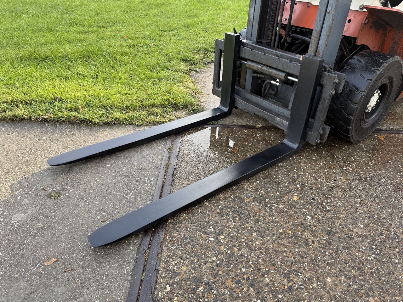 Nissan 1.5 tonner lpg heftruck automaat Sideshift verlichting