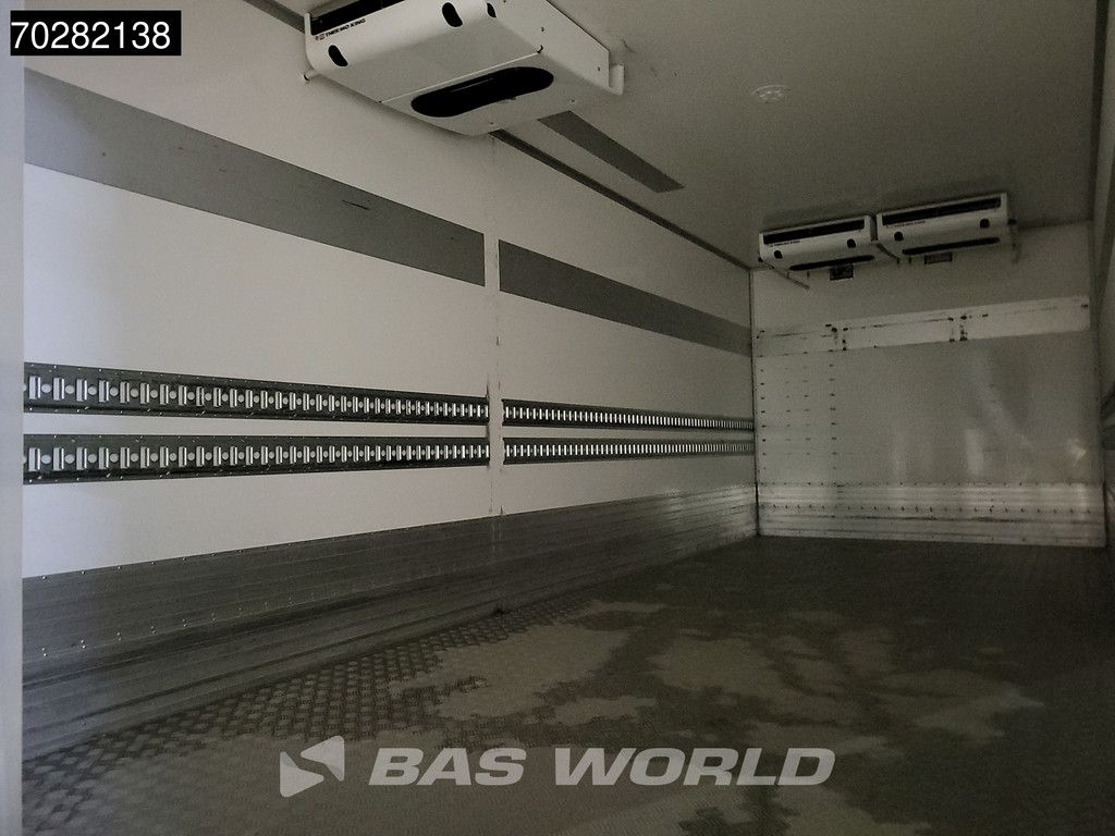 Mercedes Atego Atego 1524 4X2 6-Cylinder Auromatic Thermo King Euro 6