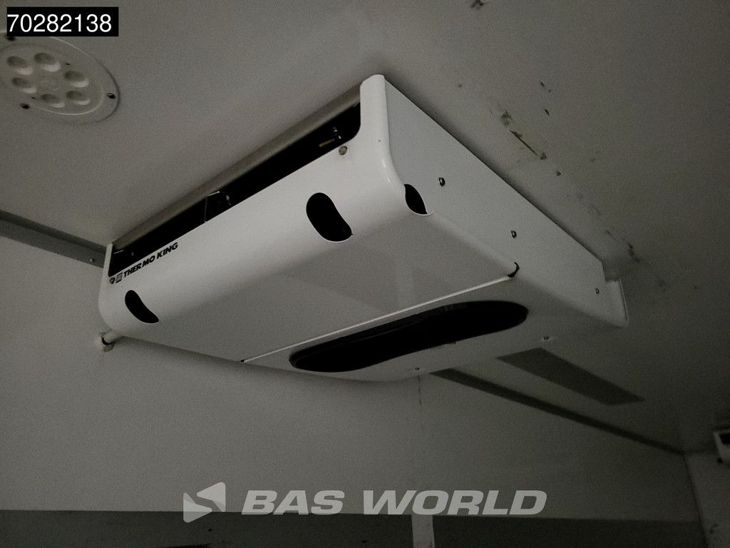 Mercedes Atego Atego 1524 4X2 6-Cylinder Auromatic Thermo King Euro 6