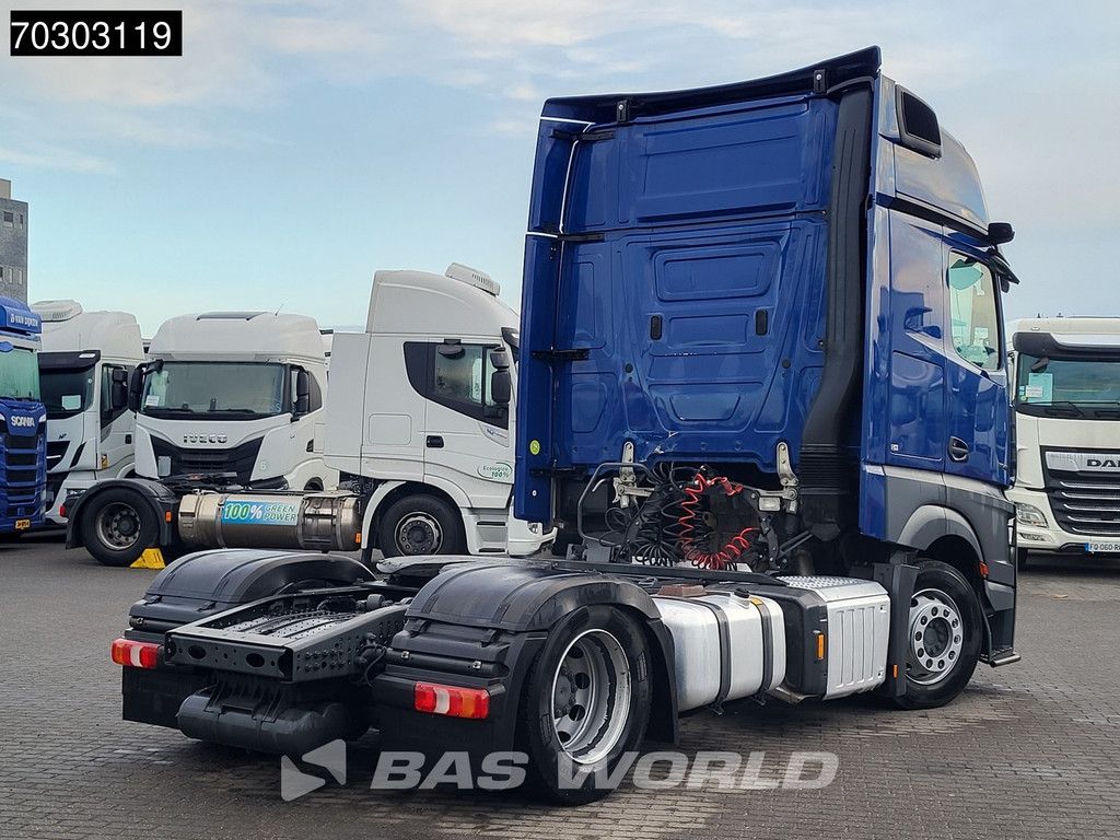 Mercedes Actros Actros 1845 4X2 GigaSpace Mega 2xTanks 80% Tyres