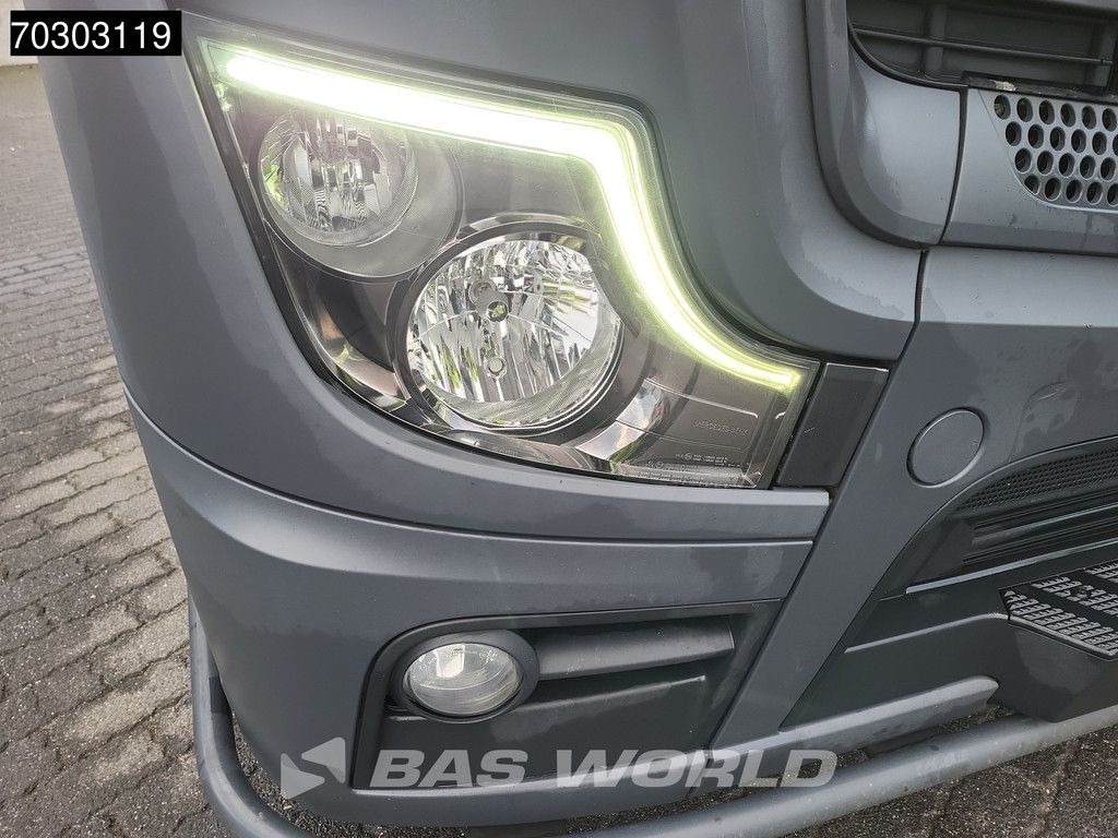 Mercedes Actros Actros 1845 4X2 GigaSpace Mega 2xTanks 80% Tyres