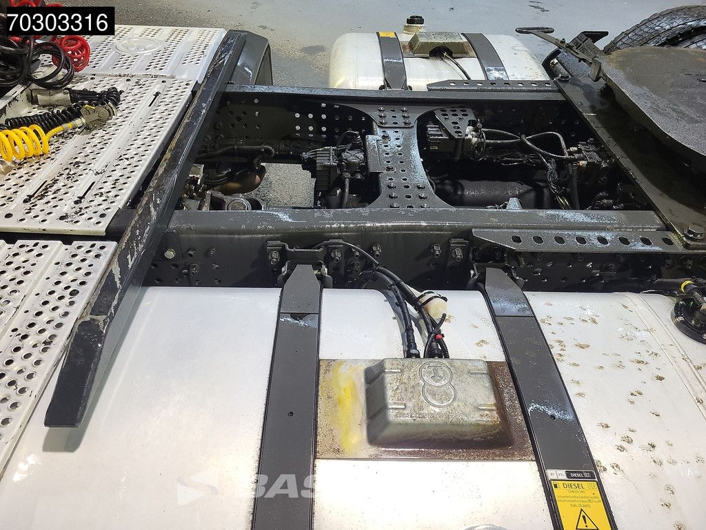 Mercedes Actros Actros L 1845 4X2 GigaSpace Mega 2xTanks