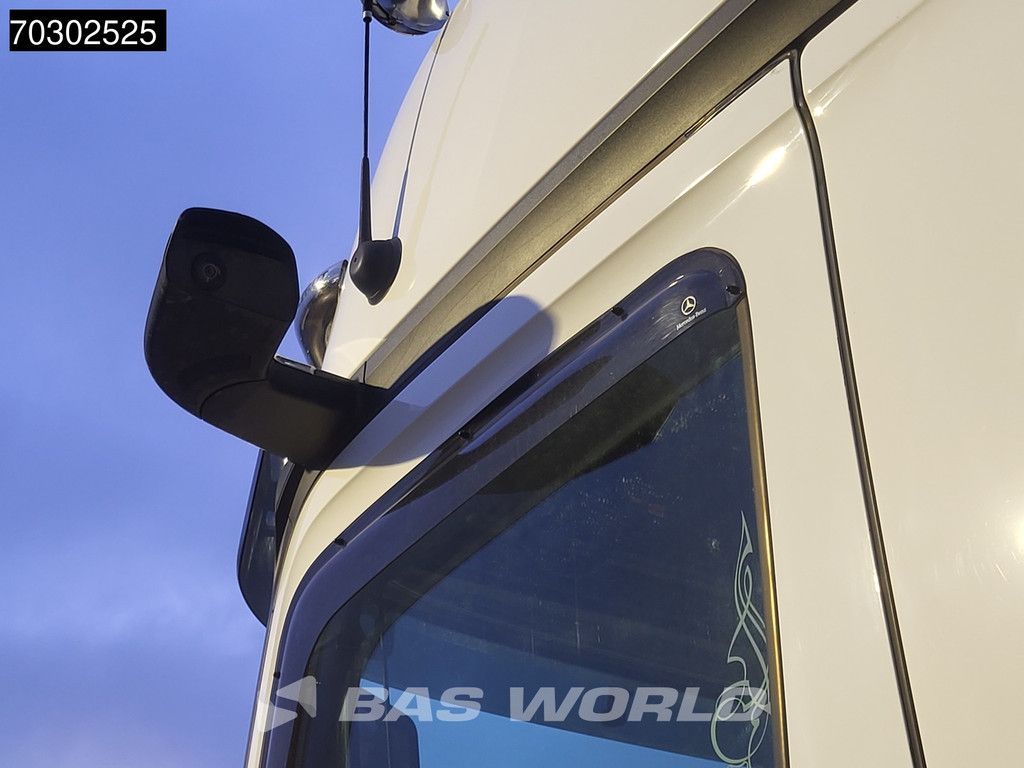 Mercedes Actros 1845 4X2 GigaSpace Mega Retarder 2xTanks ACC Standklima Euro 6