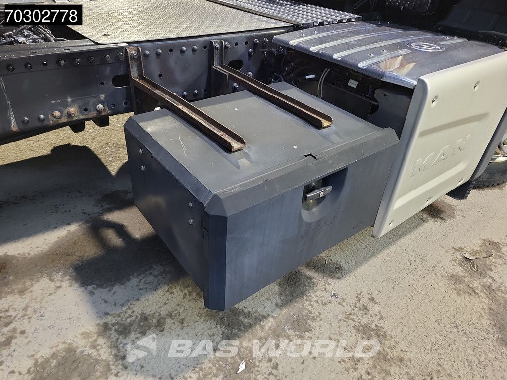 MAN TGS 18.470 4X2 Chassis MM! LX Retarder ADR Alcoa's PTO