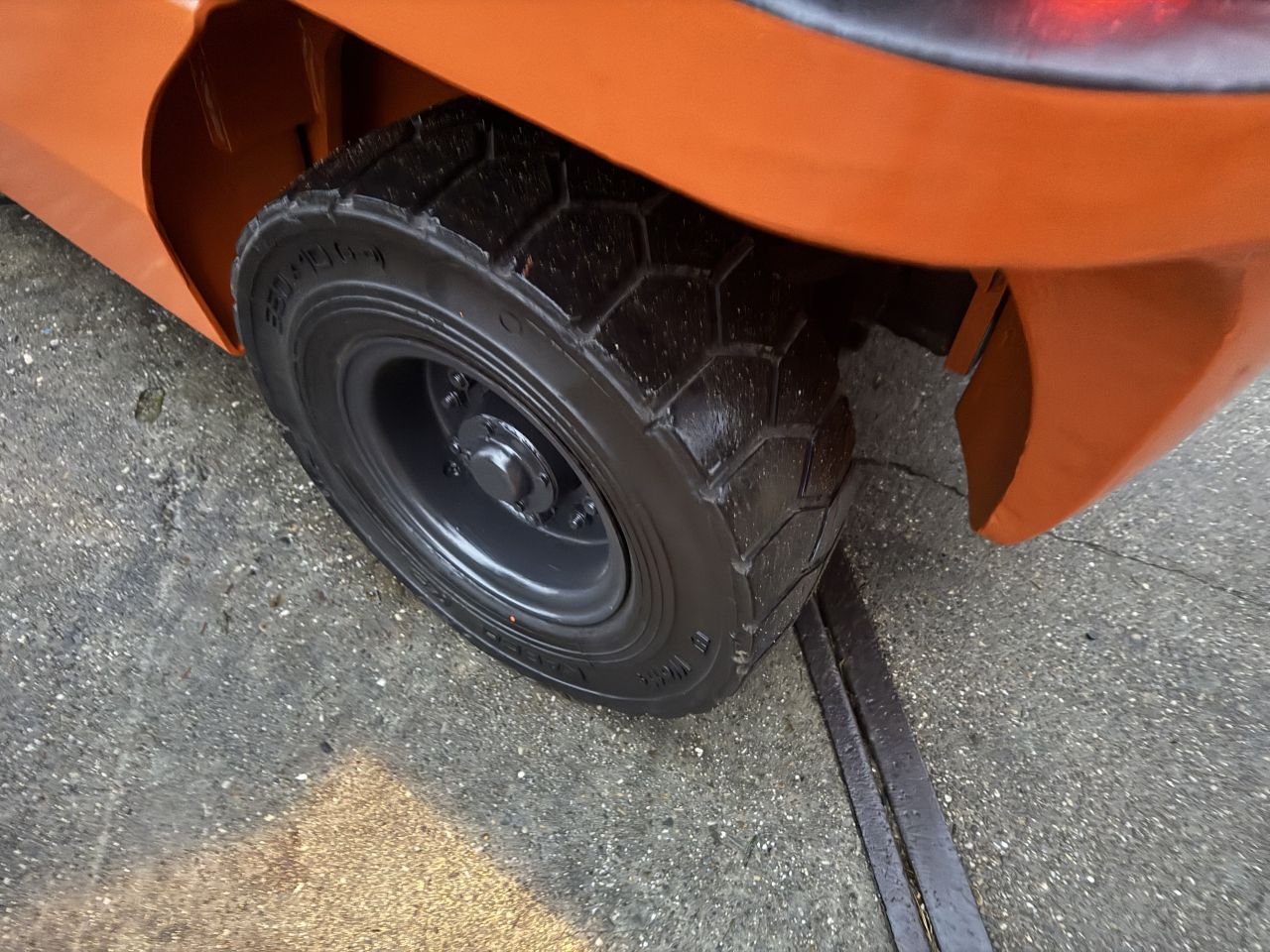 Doosan 2,5 tonner LPG heftruck automaat verlichting