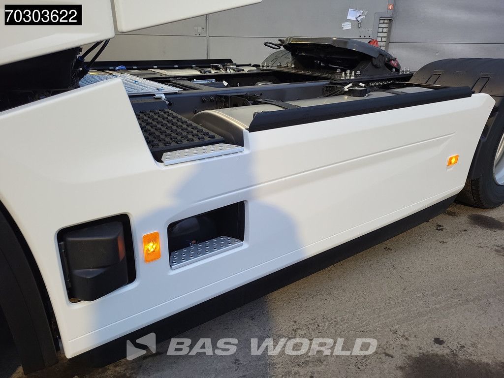 Renault T 520 4X2 NEW! Retarder 2xTanks ACC Standklima LED