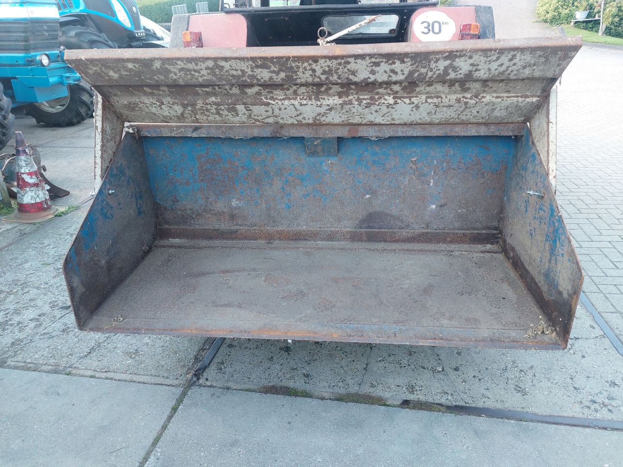 Grondbak en grondschaaf