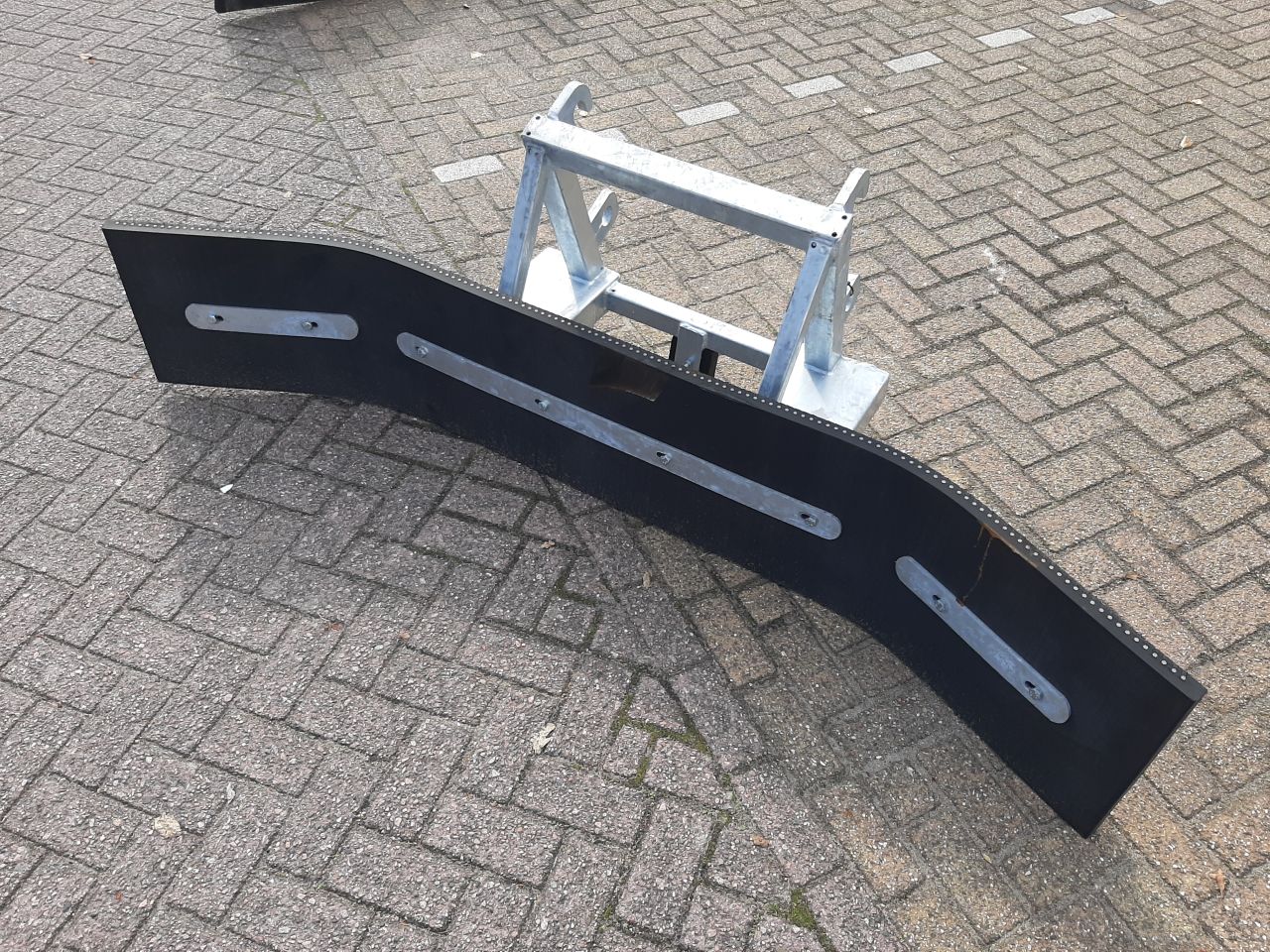 Rubberschuif, mest / sneeuwschuif GiANT aansluiting 2,10m